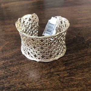 NWT Kendra Scott Gold tone cuff bracelet.